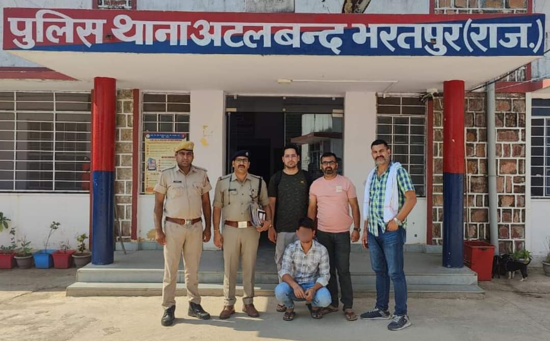 चमोली पुलिस ने साइबर धोखाधड़ी करने वाले अन्तर्राज्यीय गैंग के 01 शातिर साइबर ठग को राजस्थान से दबोच कर पहुंचाया सलाखों के पीछे..