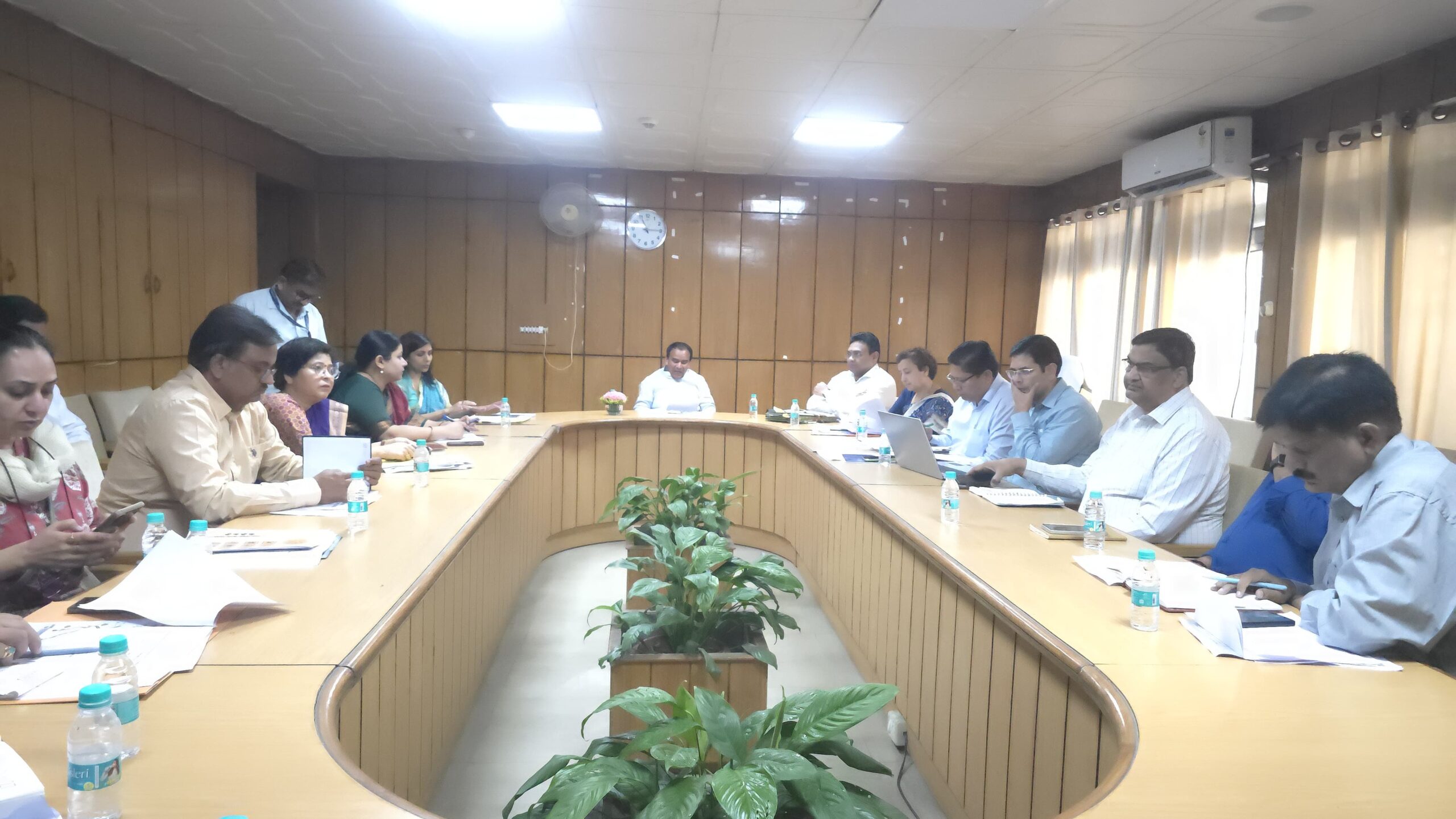 जिला स्वास्थ्य समिति करेगी निष्प्रायोज्य वाहनों की नीलामी