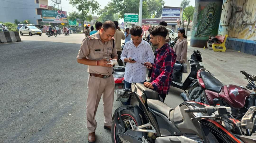 यातायात नियमो की धज्जियां उड़ाते 659 वाहनो का चालान,173 सीज..