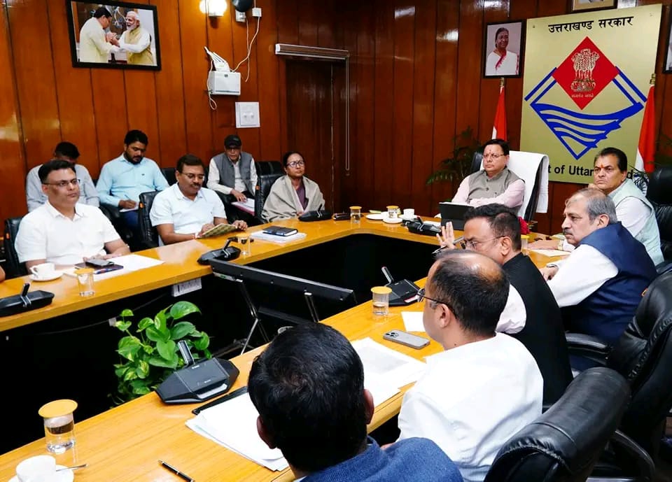 CM धामी ने त्योहारों और राज्य स्थापना दिवस को लेकर की उच्चस्तरीय बैठक, सुरक्षा और स्वच्छता पर दिए महत्वपूर्ण निर्देश..