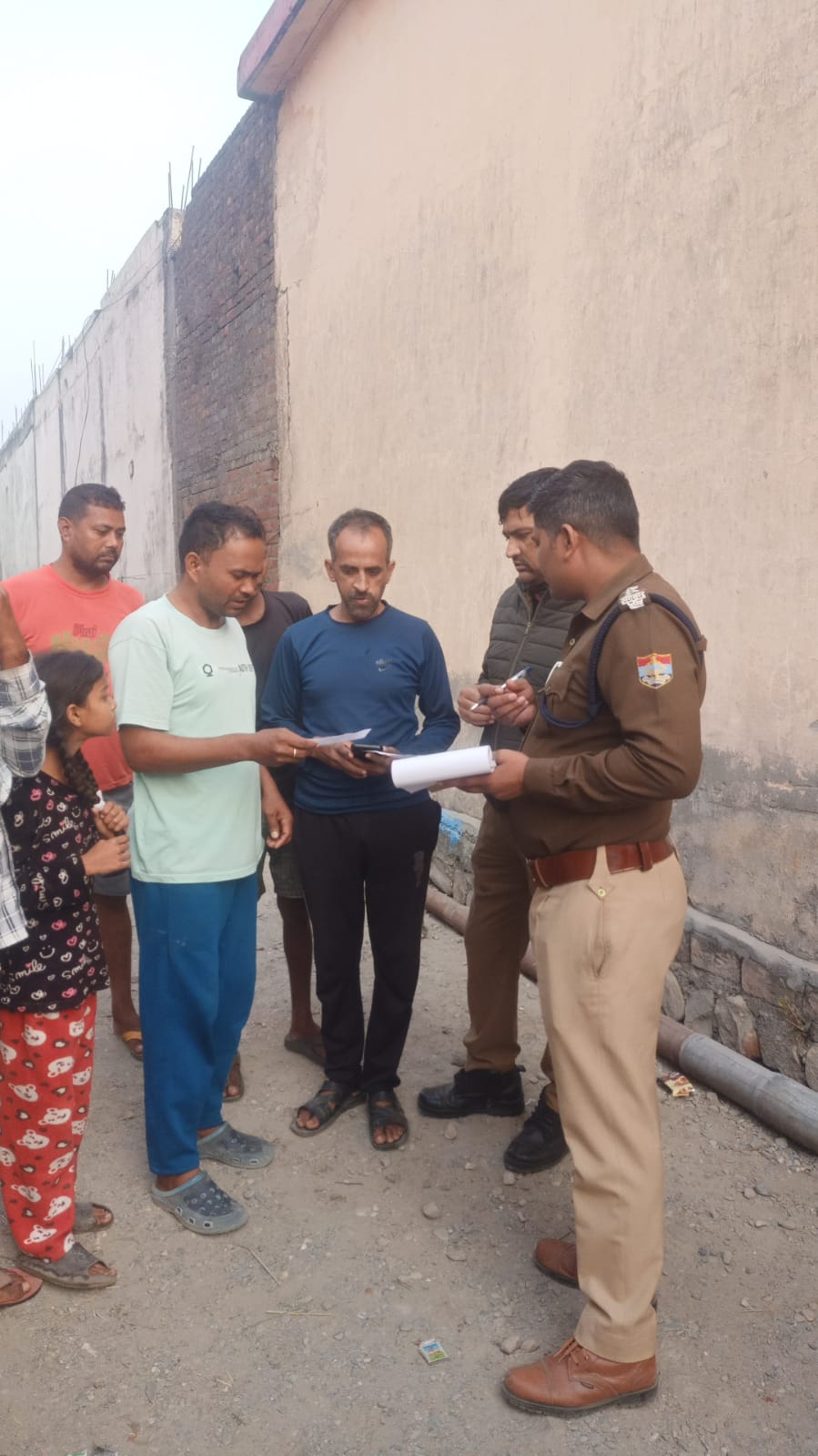 किरायेदारों का सत्यापन न कराने वाले 40 मकान मालिकों के पुलिस एक्ट में किये चालान, 4,00,000/ रूपये का किया जुर्माना