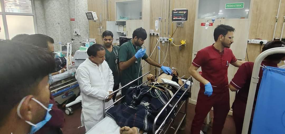 एम्स ऋषिकेश पहुंचे स्वास्थ्य मंत्री डॉ. धन सिंह रावत