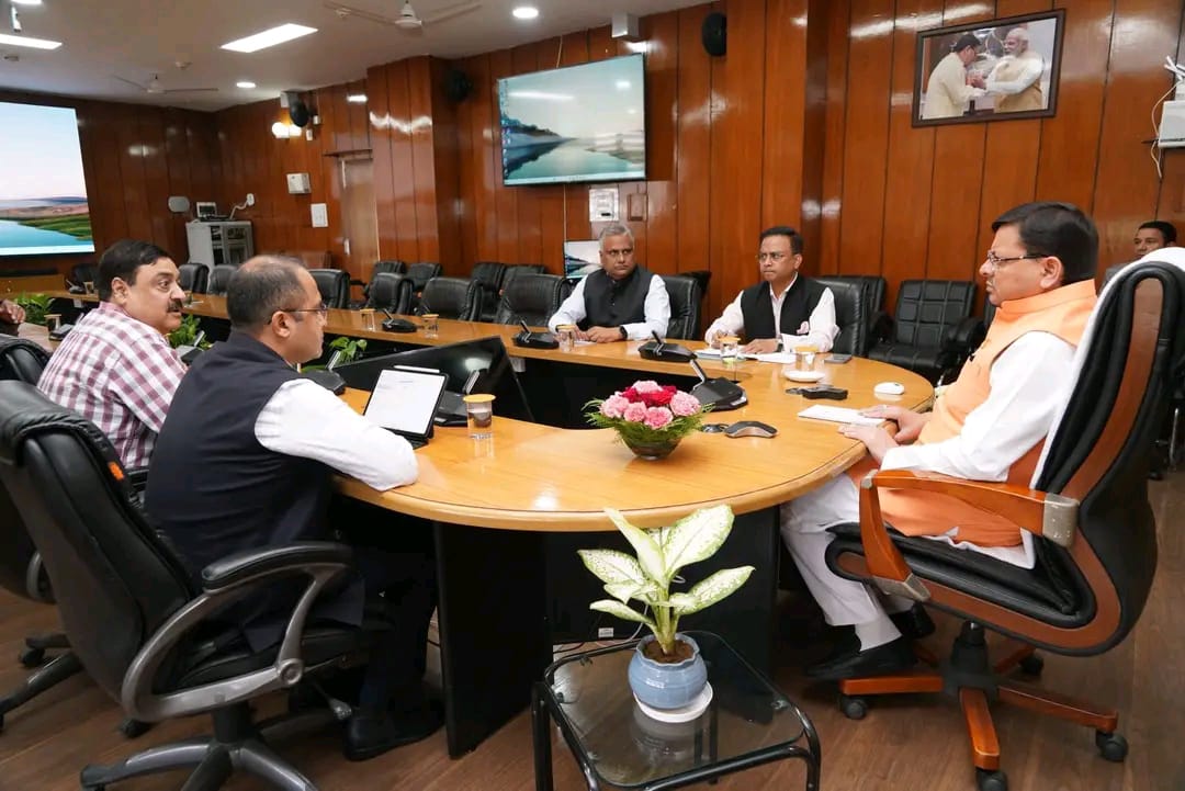 अल्मोड़ा बस दुर्घटना के शोक में राज्य स्थापना दिवस पर सांस्कृतिक कार्यक्रम रद्द, सेवा दिवस मनाने का निर्णय