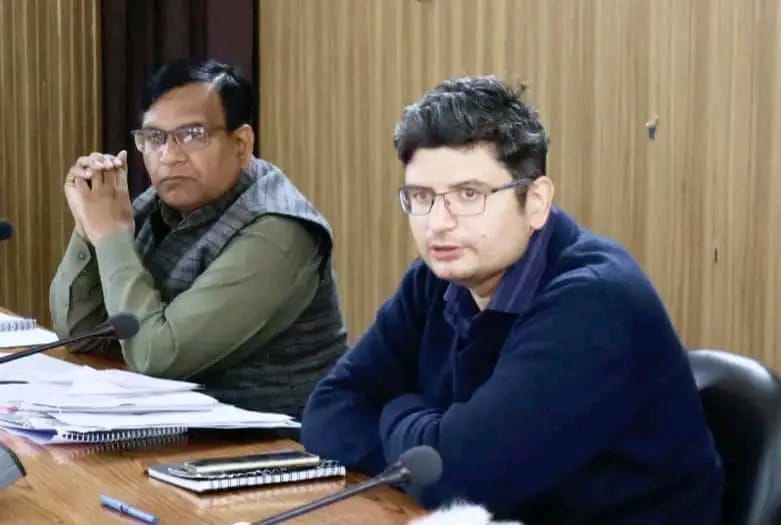 चमोली में नगर निकाय चुनाव की तैयारियां तेज, निर्वाचन अधिकारी ने दिए निर्देश..