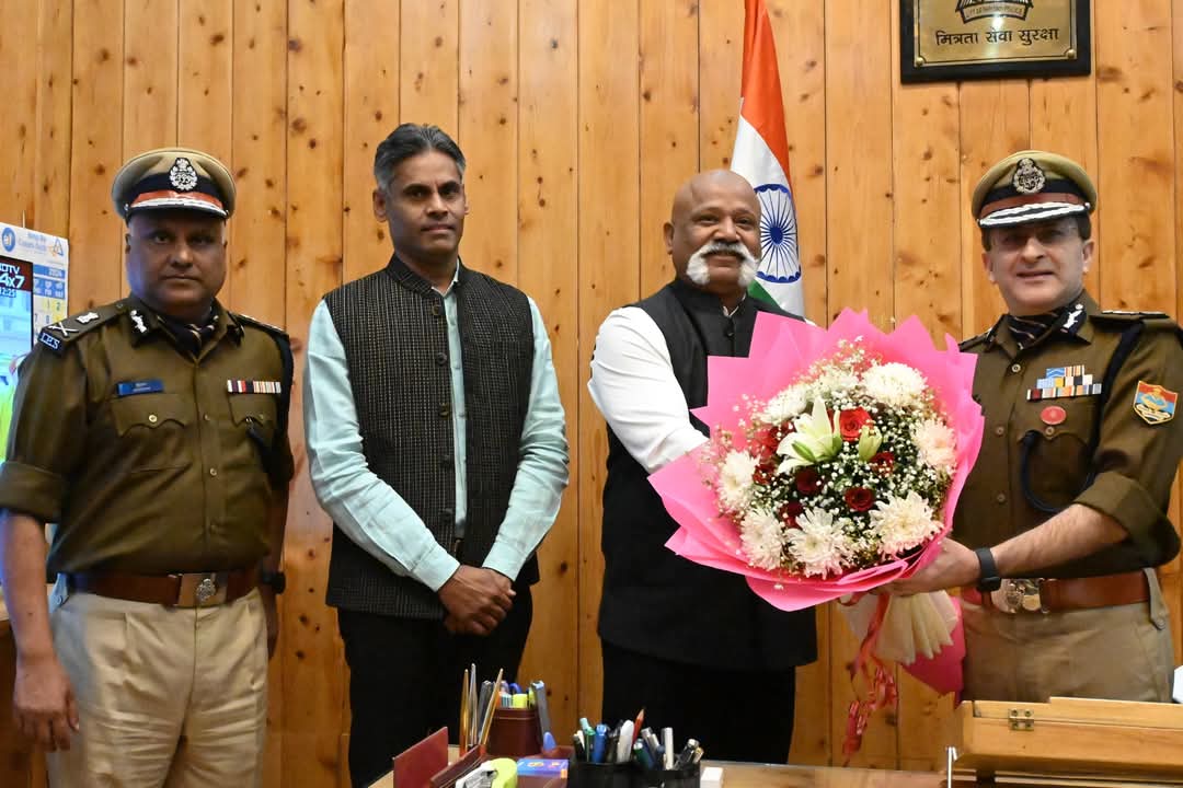 आज दीपम सेठ ने उत्तराखण्ड पुलिस के नए पुलिस महानिदेशक के रूप में पदभार ग्रहण किया