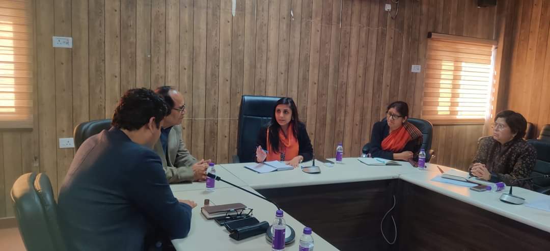 उत्तराखंड में आपातकालीन ट्रॉमा केयर नेटवर्क स्थापित करने पर महत्वपूर्ण बैठक..