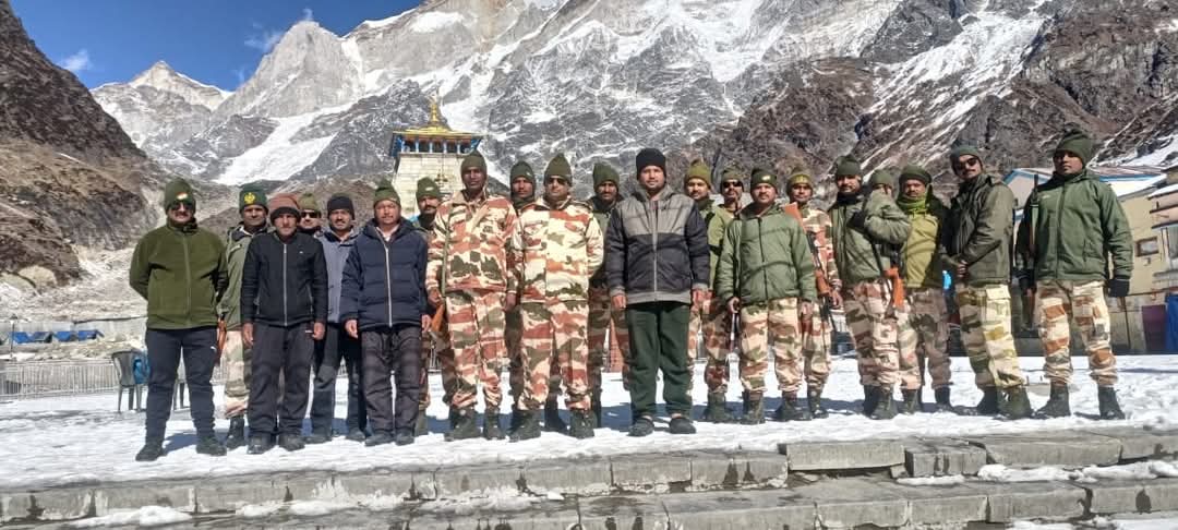 श्री बदरीनाथ व केदारनाथ धाम में शीतकालीन सुरक्षा के लिए ITBP जवान तैनात..