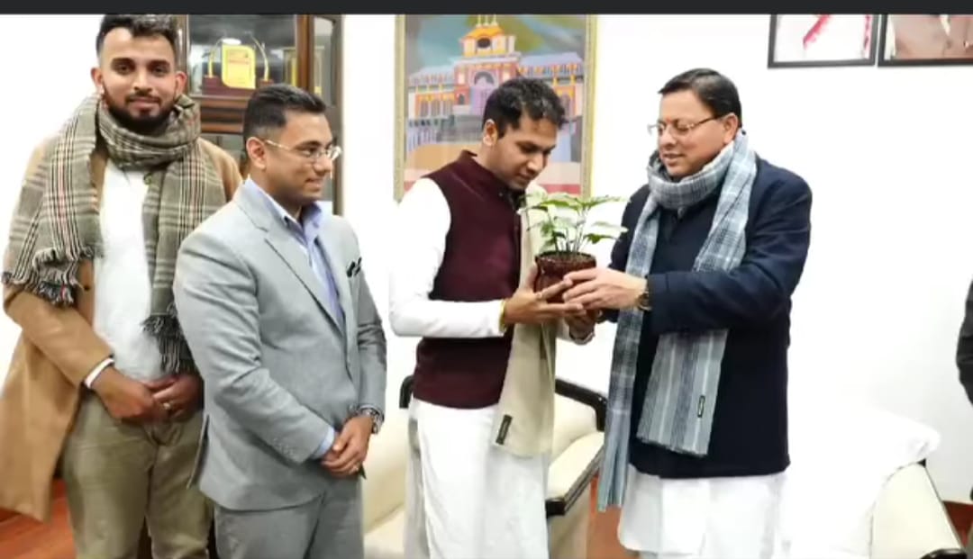 जर्मनी के सांसद राहुल कुमार कंबोज ने सीएम धामी से की मुलाकात