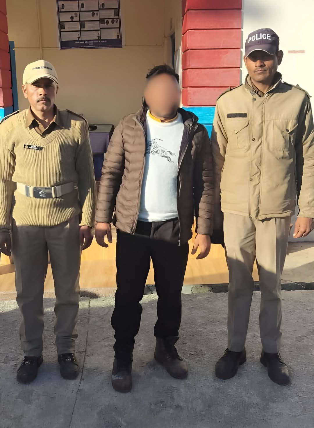 शादी का झांसा देकर युवती के साथ दुष्कर्म करने वाले अभियुक्त को गोपेश्वर पुलिस ने 24 घंटे के भीतर किया गिरफ्तार...
