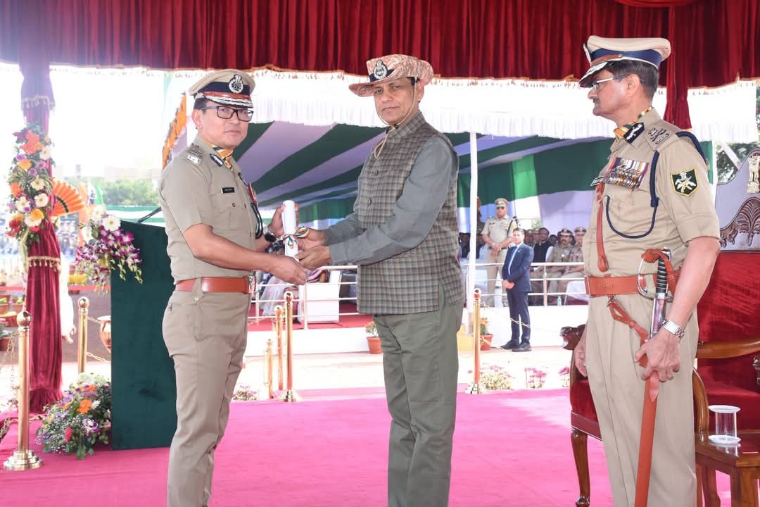 संजय गुंज्याल को राष्ट्रपति पुलिस पदक से सम्मानित..