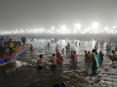 Mahakumbh : महाकुंभ आज से प्रारंभ, स्नान के पहले दिन 80 लाख का आंकड़ा पार