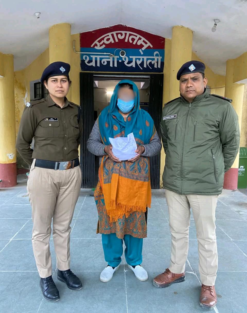 देहरादून : नशा तस्करों के खिलाफ एसपी चमोली सर्वेश पंवार की सटीक रणनीति का फिर दिखा असर..
