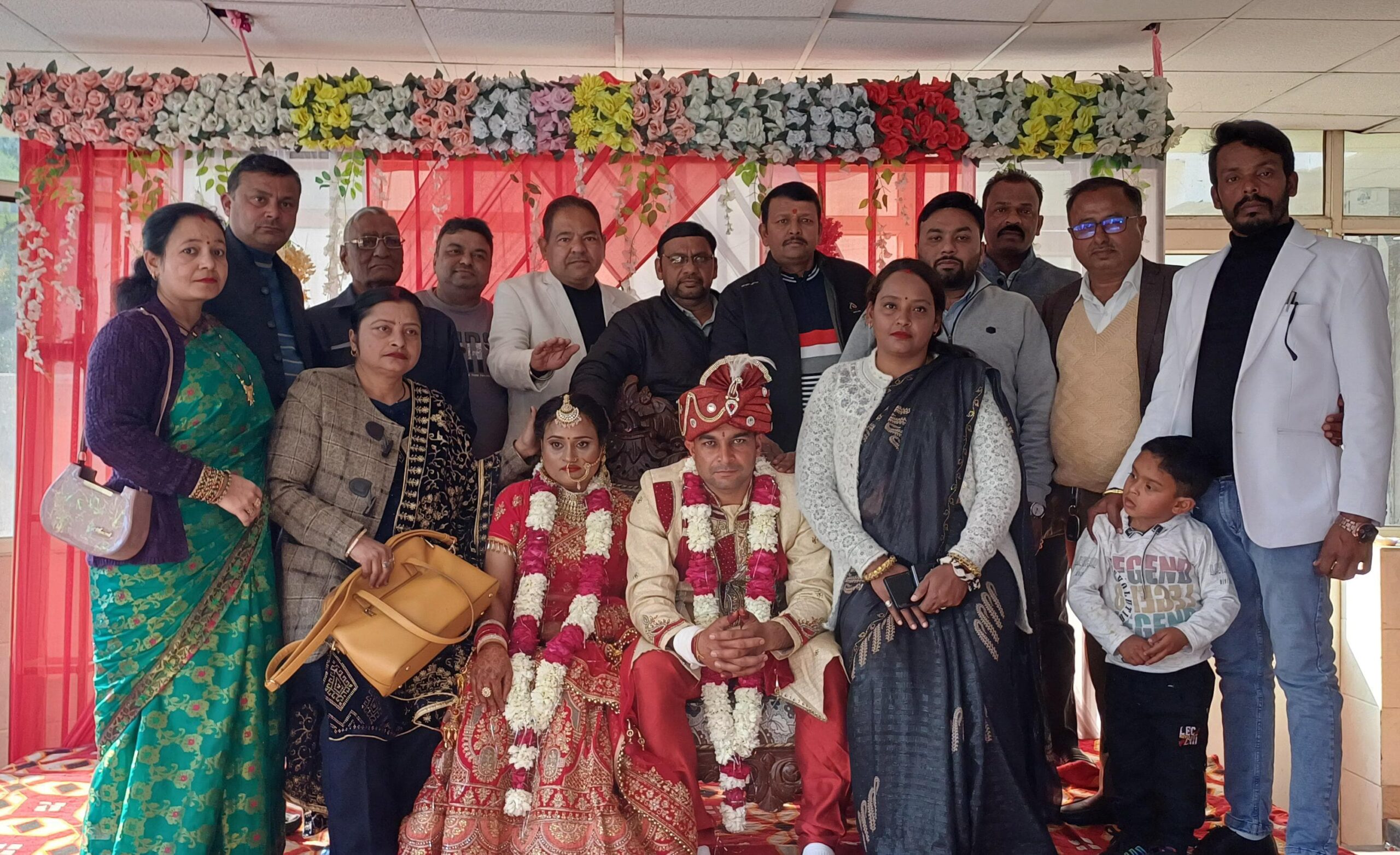 दूंन संयुक्त जायसवाल संघ द्वारा किया गया कन्यादान, वर वधु को दिया आशिर्वाद