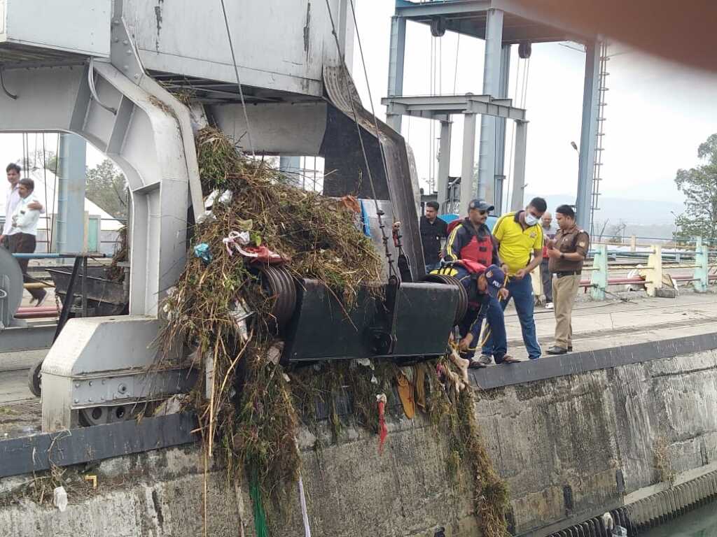 देहरादून: शक्ति नहर, डाकपत्थर से SDRF ने बरामद किया 16 वर्षीय युवती का शव