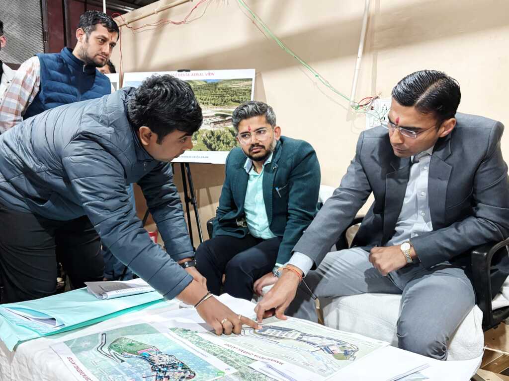 डीएम ने हनोल में किया रात्रि प्रवास, जानी हनोल मास्टर प्लान पर स्थानिकों की राय, लिए सुझाव।
