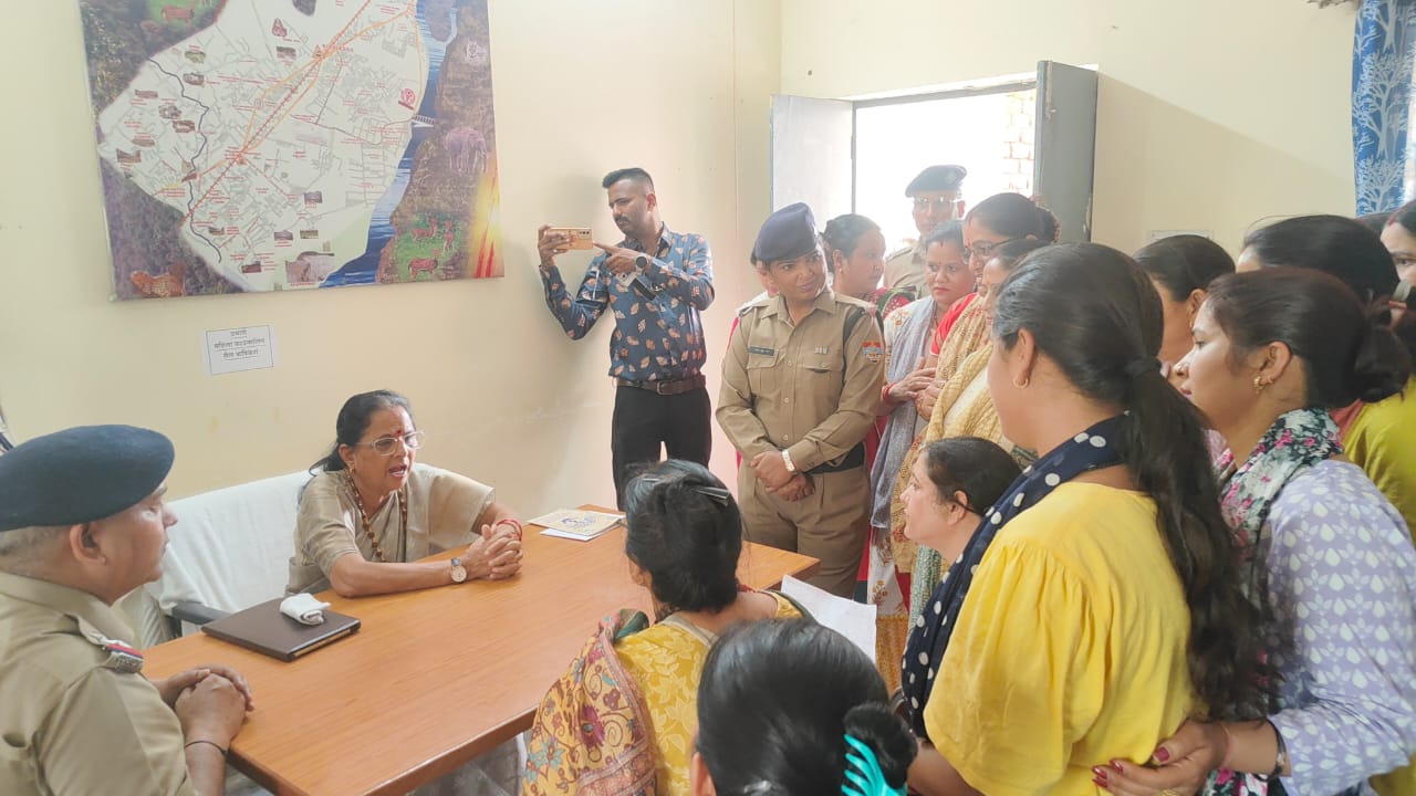 ऋषिकेश में महिला आयोग की जनसुनवाई, पीड़ित महिलाओं की शिकायतों पर हुई त्वरित कार्रवाई