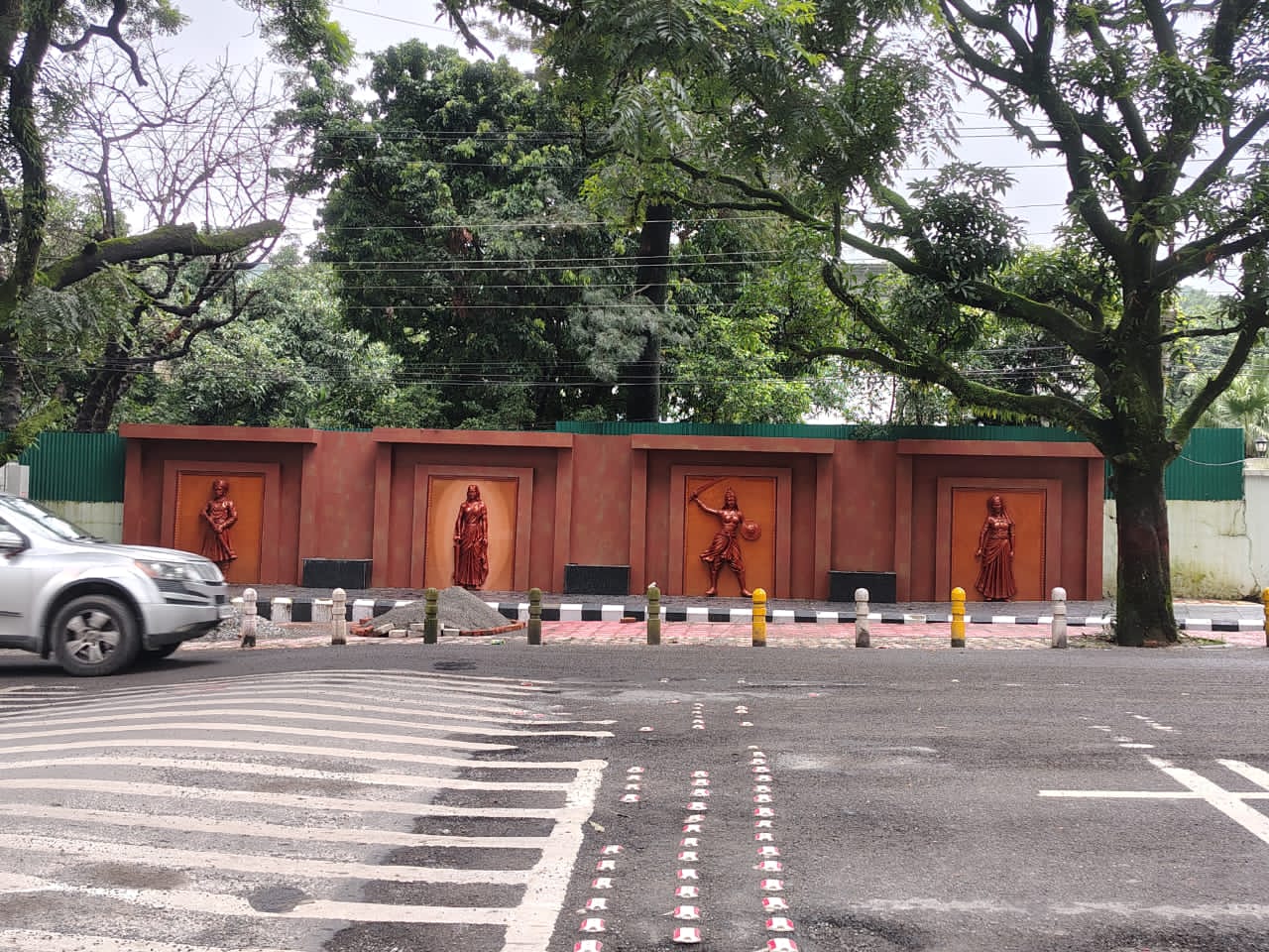 देहरादून में विकास कार्यों की नई दिशा: स्मार्ट सिटी से 10 करोड़ की योजनाओं का क्रियान्वयन