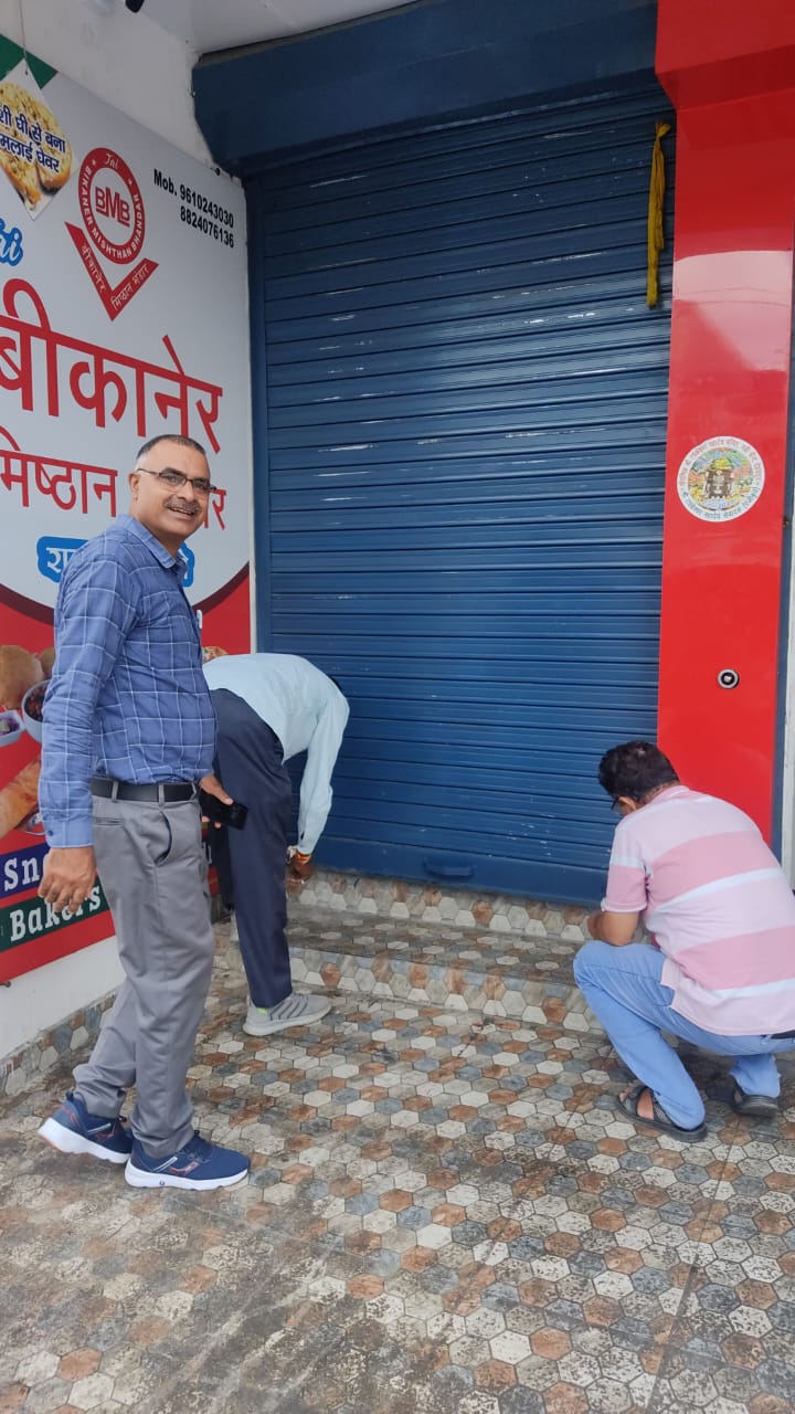 एमडीडीए की कड़ी कार्रवाई  नेहरू कॉलोनी में अवैध निर्माण सील चेतावनी जारी :News bulletin live