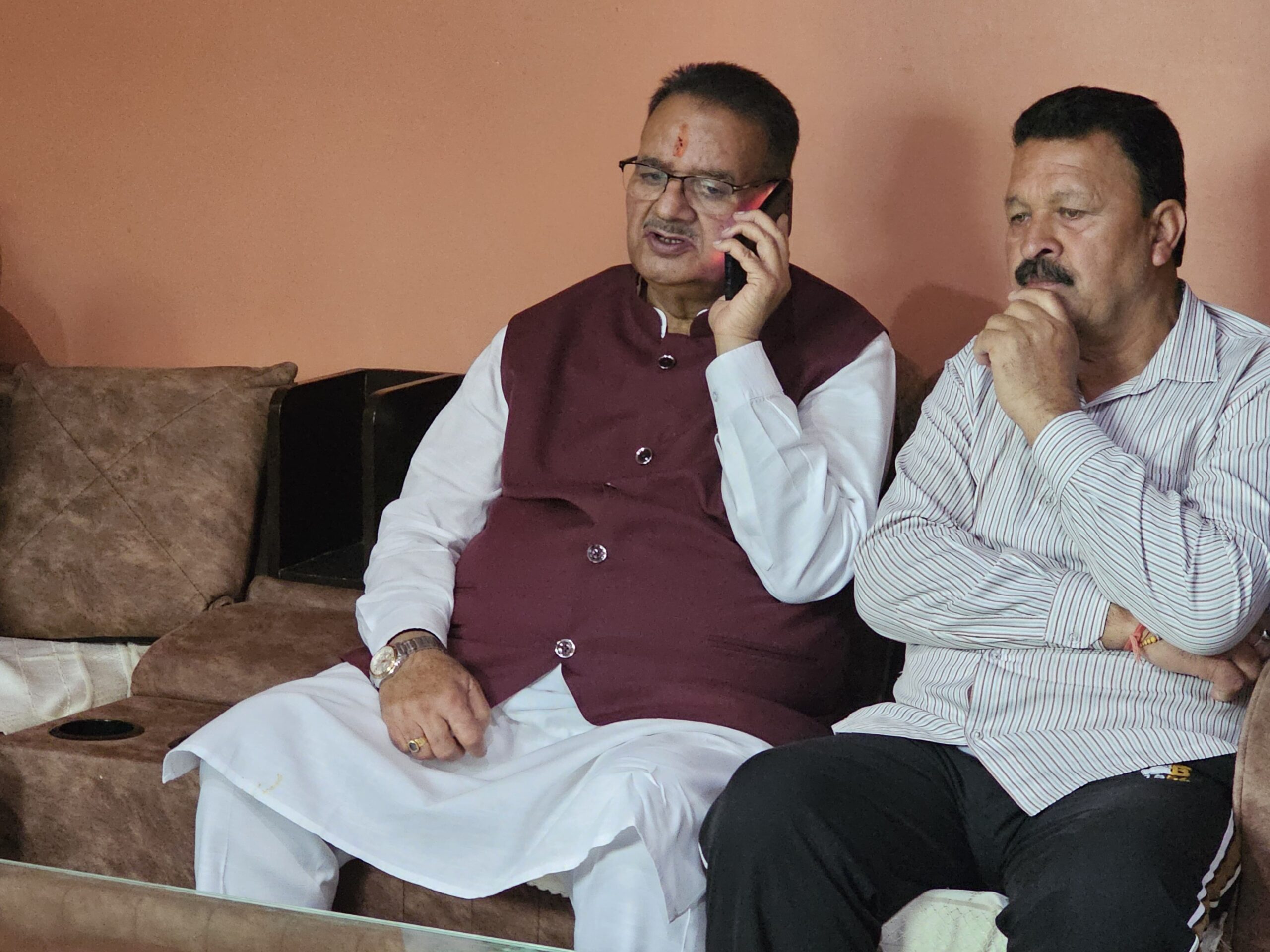 मुख्यमंत्री धामी और मंत्री गणेश जोशी ने विदेश मंत्रालय को लिखा पत्र
