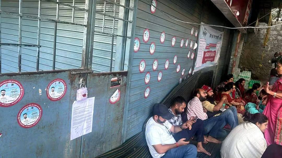 धर्मनगरी में जनता का बड़ा फैसला — खारास्रोत शराब ठेका बंद