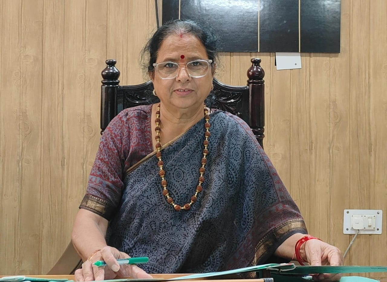 पति द्वारा पत्नी पर जघन्य अत्याचार, महिला आयोग ने लिया संज्ञान – एसपी सिटी को कड़ी कार्रवाई के निर्देश