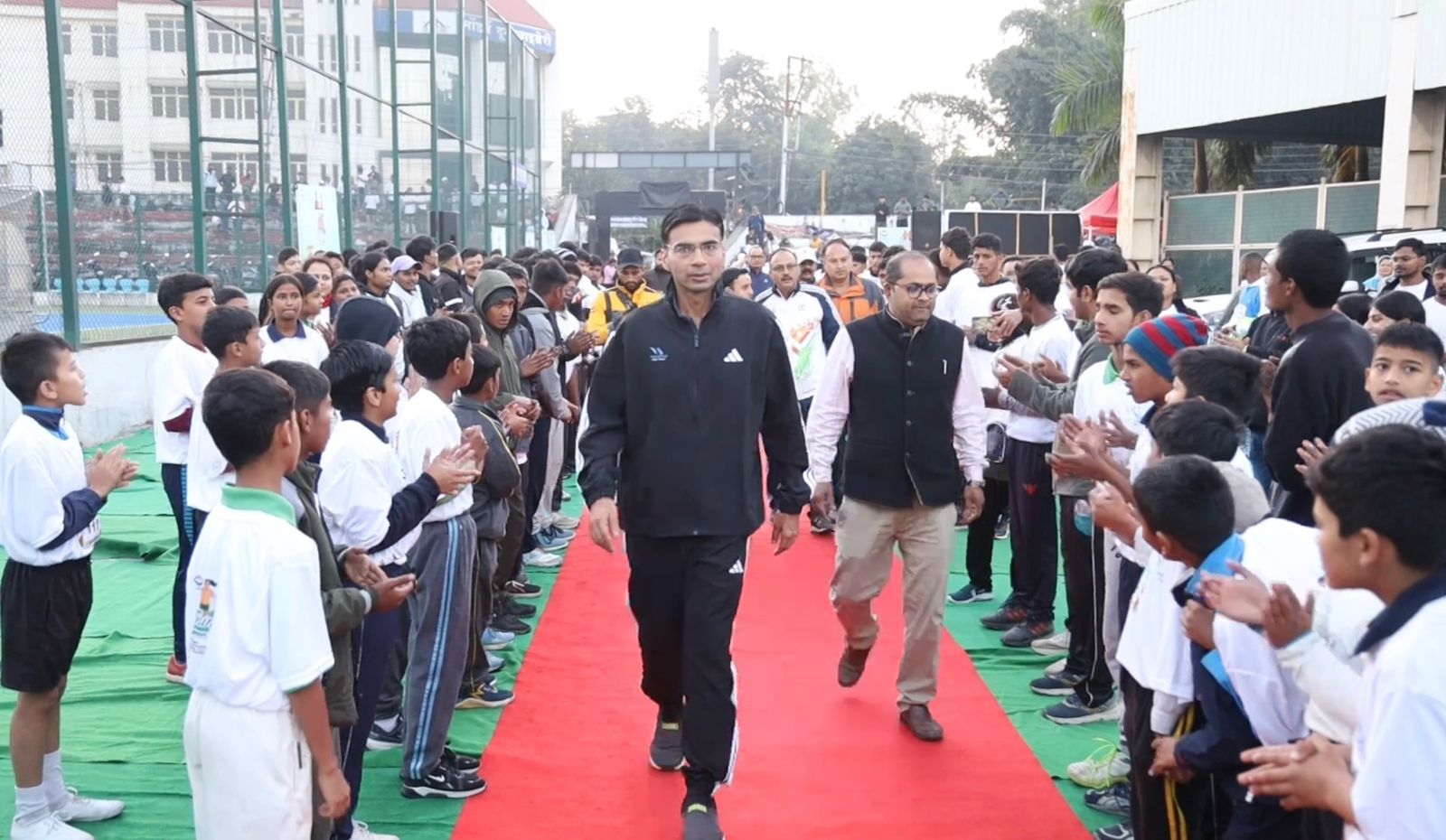 उत्तराखंड स्थापना दिवस रजत जयंती पर ‘दून मैराथन’ का आयोजन, 700 प्रतिभागियों ने लिया हिस्सा