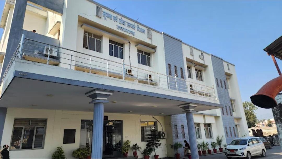 बद्री चंद्र को  सहायक निदेशक सूचना का पदभार।