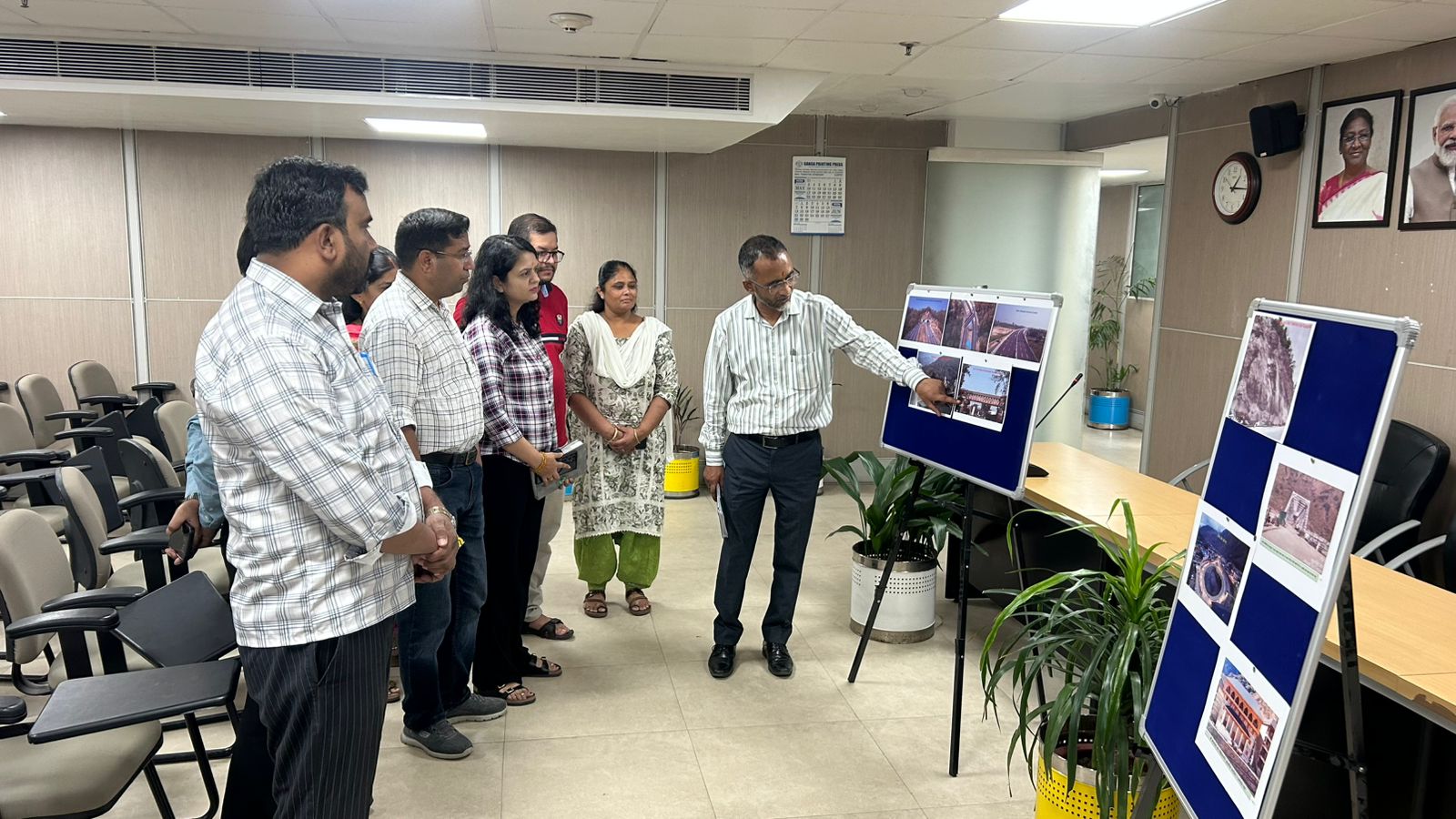सेवा, सुशासन और समर्पण का संकल्प : विकास की बदलती तस्वीर से रूबरू हुए नागरिक