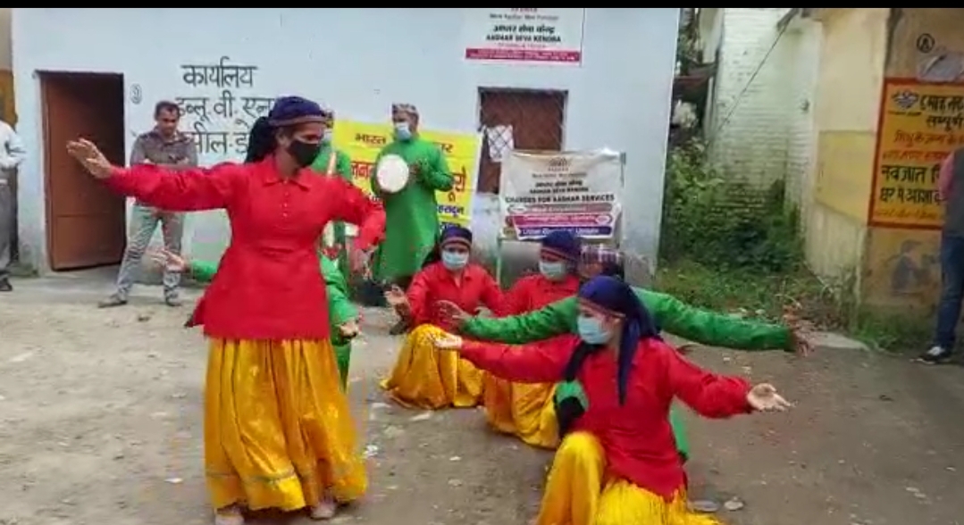 नाटकीय कला के जरिये किया जा रहा आमजन को कोरोना के प्रति जागरूक