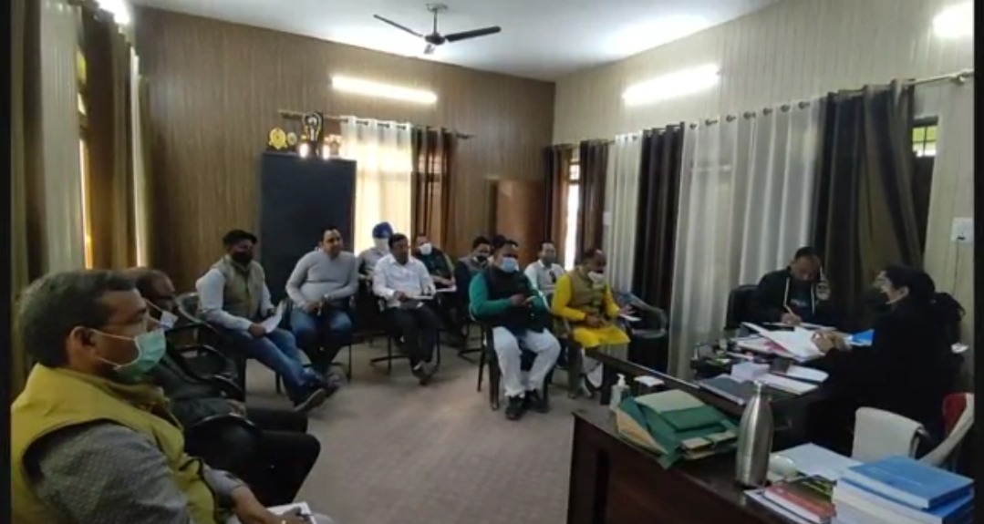 उप जिलाधिकारी युक्ता मिश्र ने मतगणना को लेकर की प्रत्याशियों के साथ बैठक
