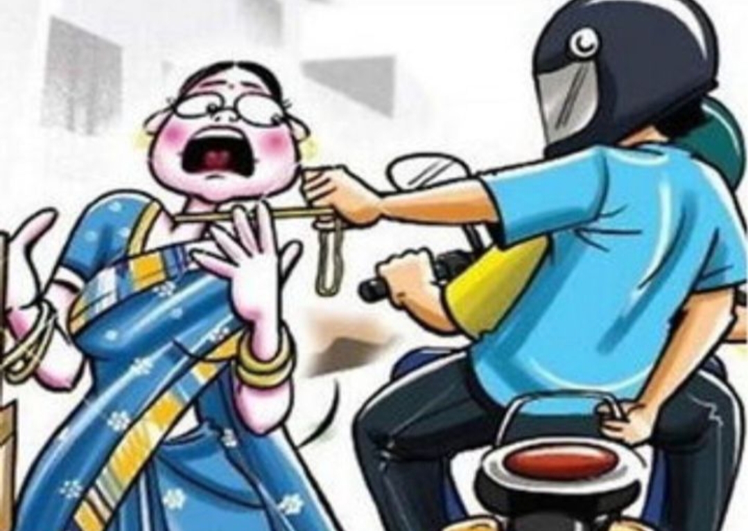 चेन स्नैचिंग व पर्स स्नैचिंग की घटनाओं को अन्जाम देने वाले 02 शातिर अभियुक्तो को पुलिस ने किया गिरफ्तार