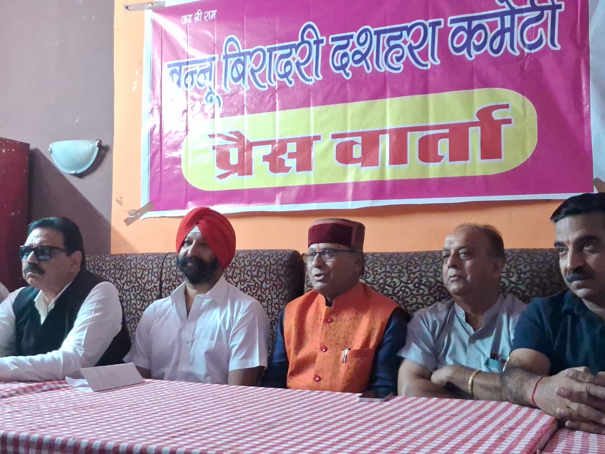 131 फुट का इस वर्ष समस्त भारत वर्ष में सबसे ऊंचा रावण