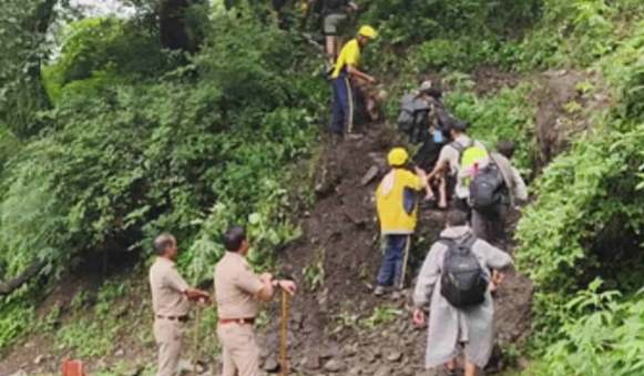 चारधाम यात्रा पर बारिश का असर, यमुनोत्री हाईवे दूसरे दिन भी बंद