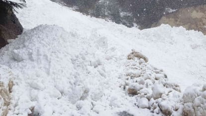 उत्तराखंड: ऊंचाई वाले इलाकों में हिमस्खलन का खतरा