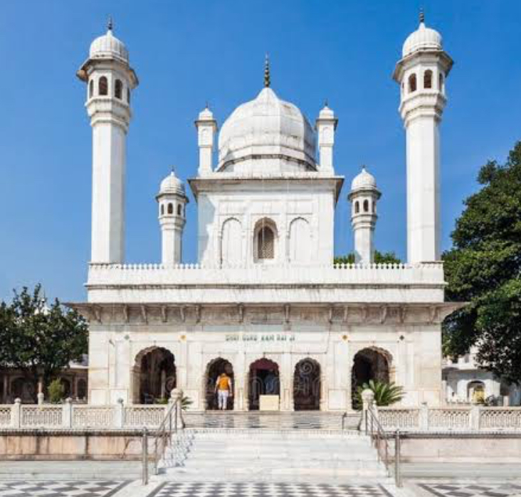 देहरादून में ऐतिहासिक झंडेजी मेले की तैयारियां तेज,