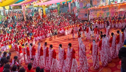 चंपावत की पहचान बनी काली कुमाऊं की खड़ी होली: 15वीं शताब्दी से सजीव स्वर्णिम लोक परंपरा