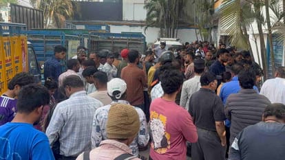 देहरादून में एलपीजी संकट: गोदामों पर लगी लंबी कतारें,