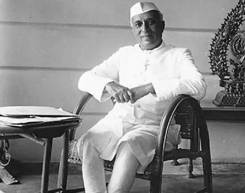 देश के लिए अपना सम्पूर्ण जीवन समर्पित करने वाले पं. जवाहर लाल नेहरू की पुण्यतिथि 27 मई को कृतज्ञ राष्ट्र भावभीनी श्रद्धांजलि अर्पित:
