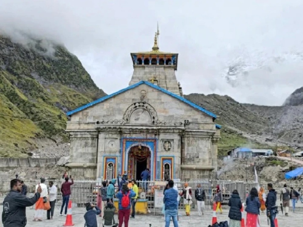 उत्तराखंड में चारधाम यात्रा के लिए एक लाख श्रद्धालु कर चुके पंजीकरण, कागज के बैग में दिया जाएगा केदारनाथ का प्रसाद: