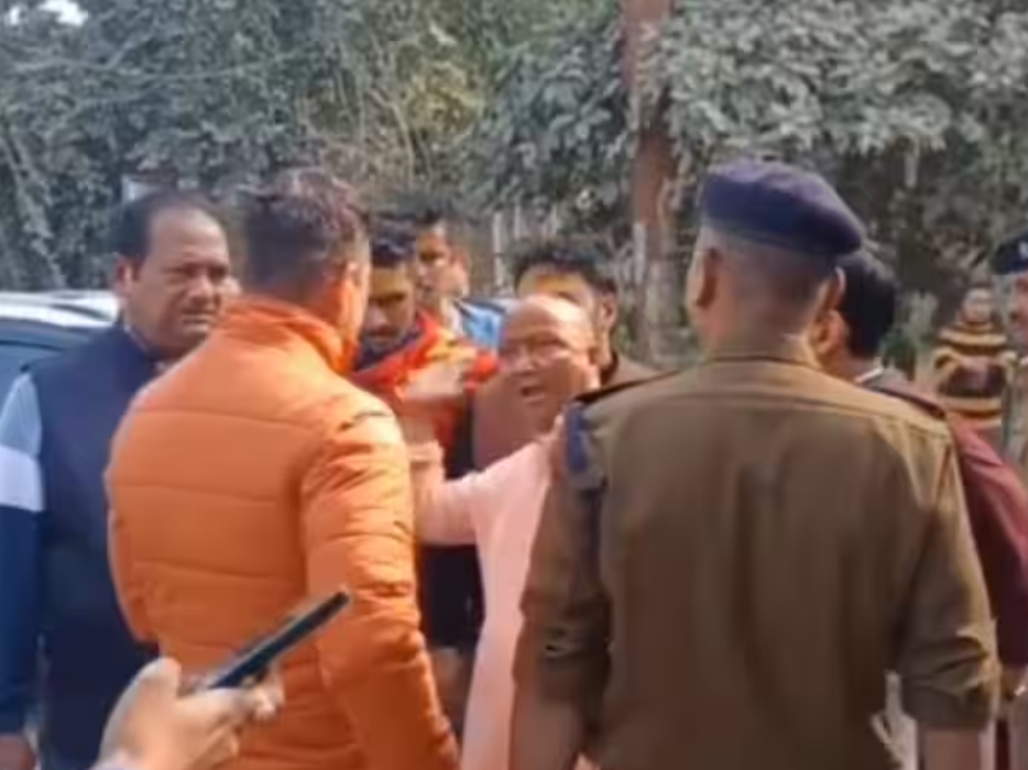 ‘सत्ता के नशे में BJP विधायक ने अधिकारी को दी चांटा मारने की धमकी’