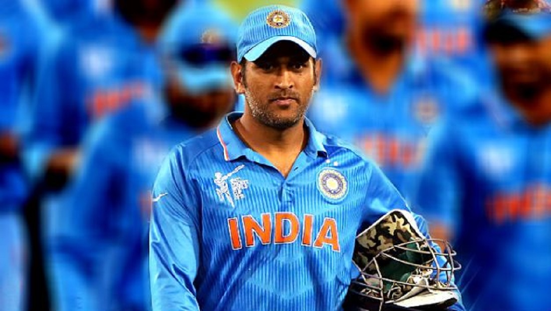 महेंद्र सिंह धोनी: धोनी के पांच चौंकाने वाले फैसले, जो इतिहास बन गए.