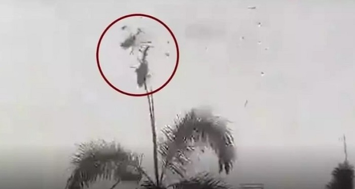 बड़ी ख़बर,,रिहर्सल परेड में टकराए दो हेलीकॉप्टर इतने लोगों की मौत..