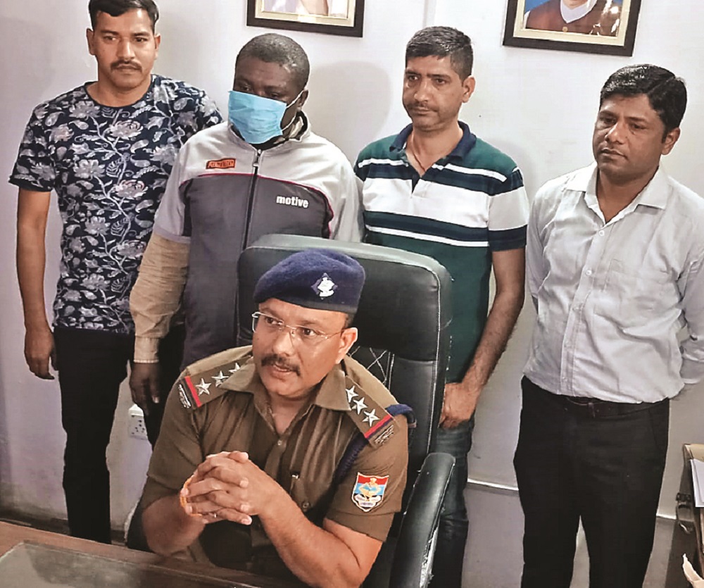 उत्तराखंड में बैंक मैंनेजर को हसीन सपने दिखाकर नाईजीरियन ने ठगे 1.85 करोड़ रुपये: