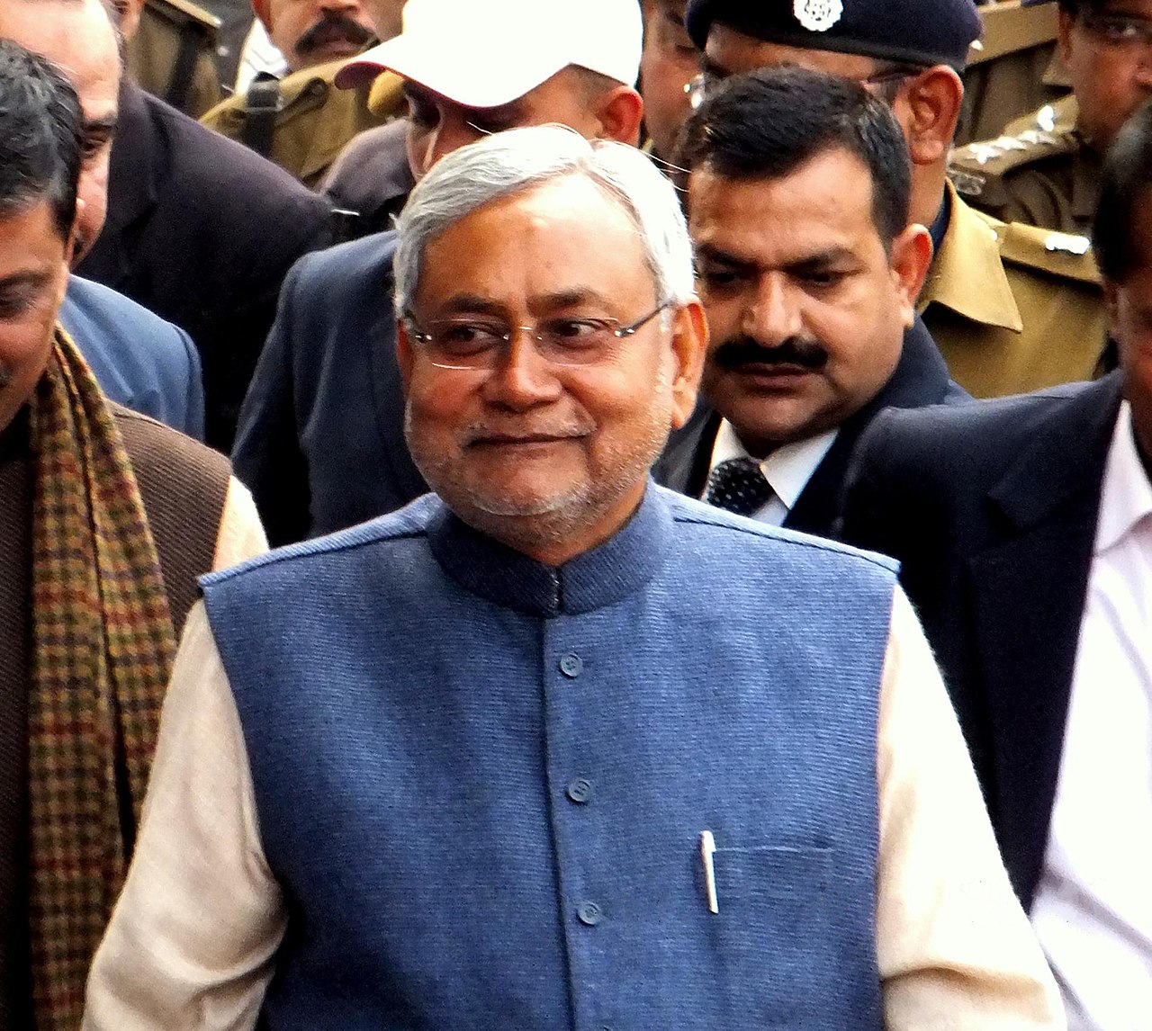 राज्यसभा जाने का ऐलान: दो दशक बाद बिहार की सत्ता छोड़ेंगे नीतीश कुमार, कार्यकर्ताओं में नाराज़गी