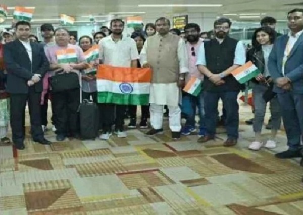 “ऑपरेशन अजय: इजराइल से फंसे भारतीय नागरिकों की सुरक्षित घर वापसी जारी”