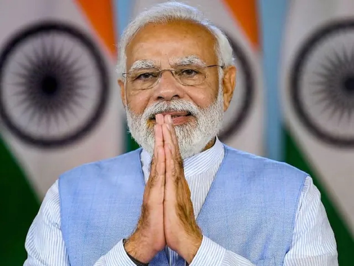 PM Modi Gujarat Visit: पीएम मोदी ने साबर डेयरी प्लांट का किया उद्घाटन, कहा- छोटे किसानों को होगा फायदा