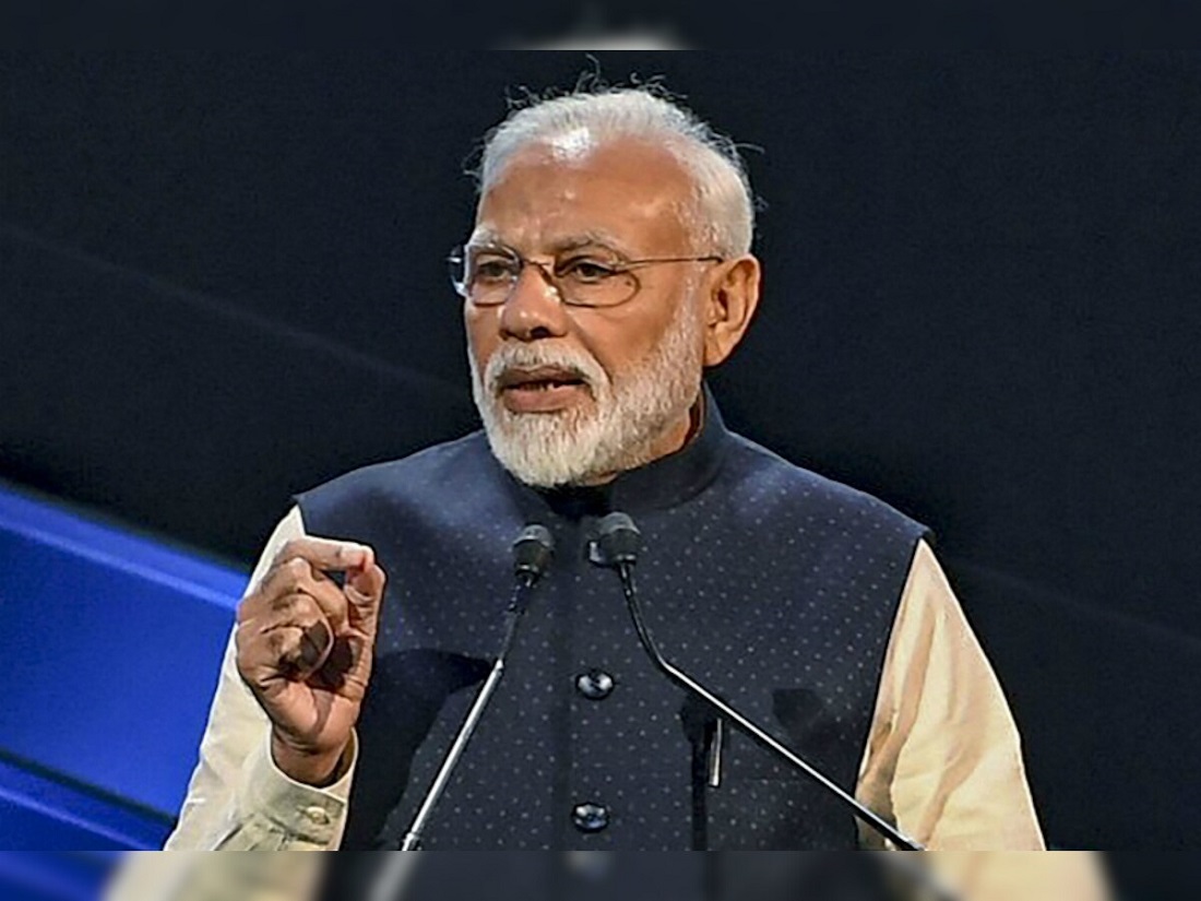 प्रधानमंत्री नरेंद्र मोदी ने कहा कि भारत गरीबी के खिलाफ जंग में तकनीक को हथियार के रूप में किया इस्तेमाल.