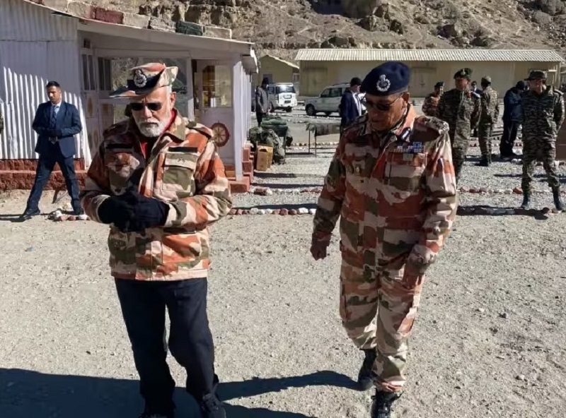 जवानों के साथ दिवाली मनाने के लिए लेप्चा पहुंचे : प्रधानमंत्री