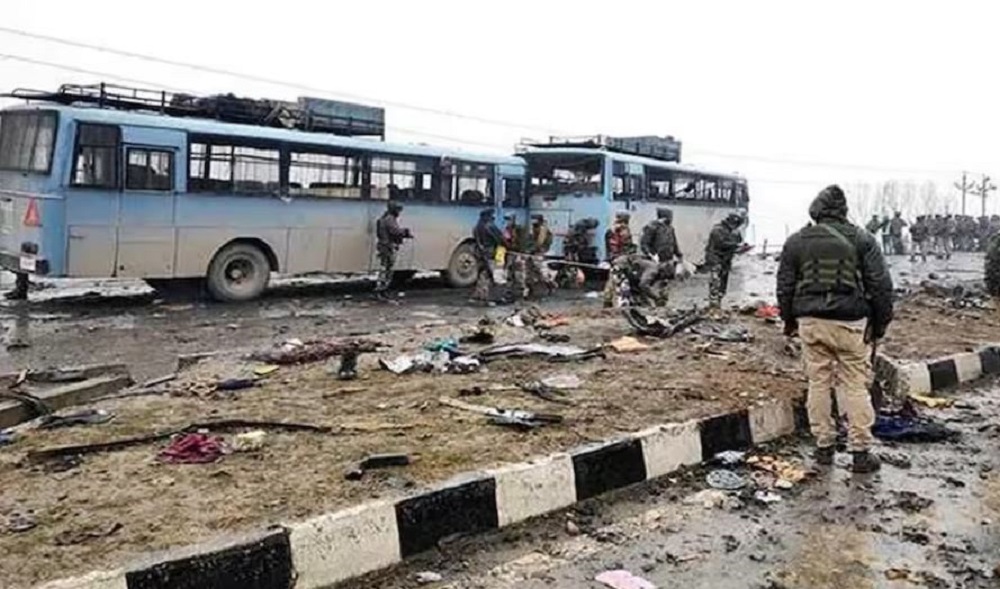 आज ही हुआ था पुलवामा अटैक, 40 जवान हुए थे शहीद , भारत ने 12 दिनों में ही ले लिया था जवानों की शहादत का बदला: पुलवामा अटैक