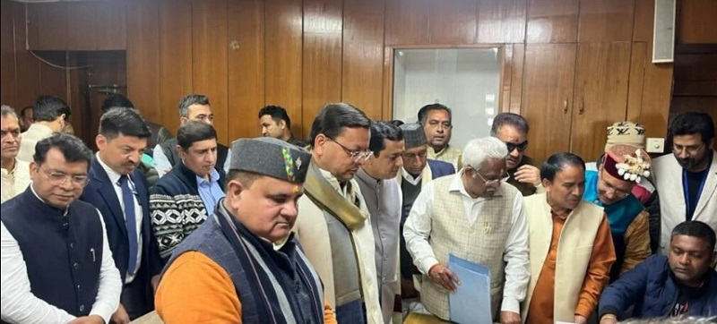 भाजपा प्रदेश अध्यक्ष ने राज्यसभा के लिए दाखिल किया नामांकन,,,,मुख्यमंत्री धामी रहे मौजूद....